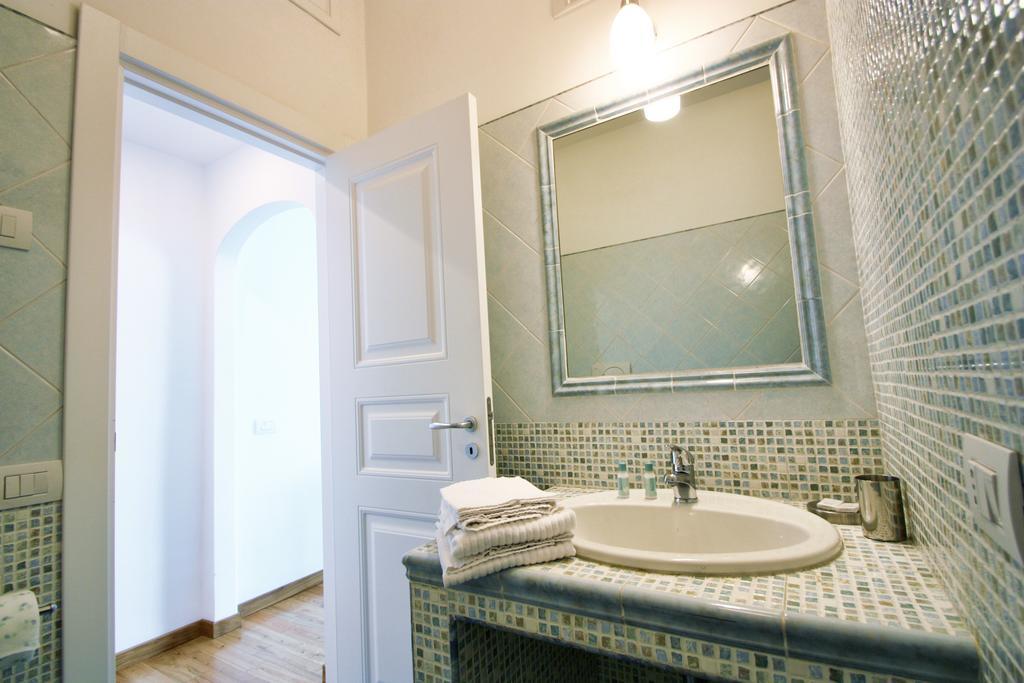 Capri Inn Стая снимка