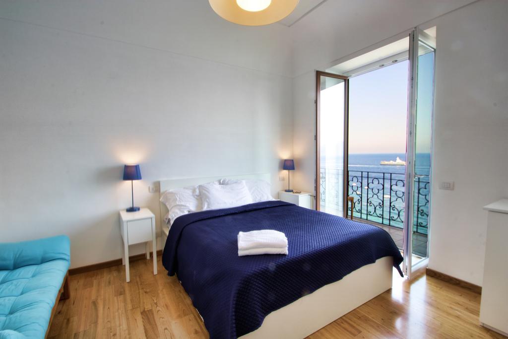 Capri Inn Стая снимка