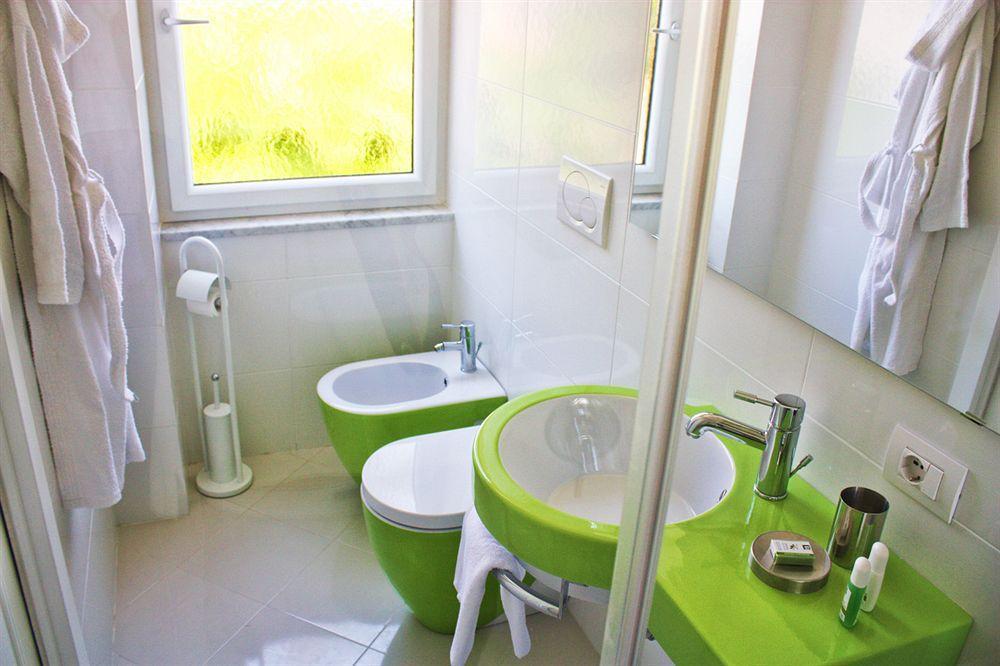 Capri Inn Екстериор снимка